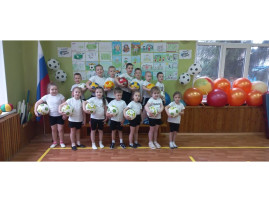 Футбольный флешмоб Футбольный флешмоб.