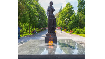 День вечного огня и военных памятников День вечного огня и военных памятников.