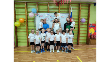 Для меня всегда герой - самый лучший папа мой! Для меня всегда герой - самый лучший папа мой!.
